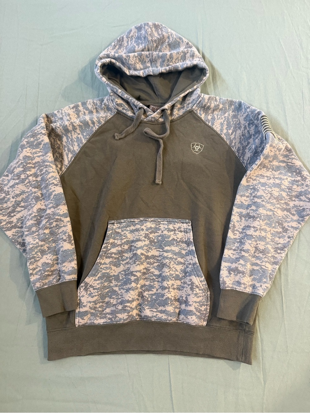 Men's Ariat Camouflage Military Pull Over Hoodie S